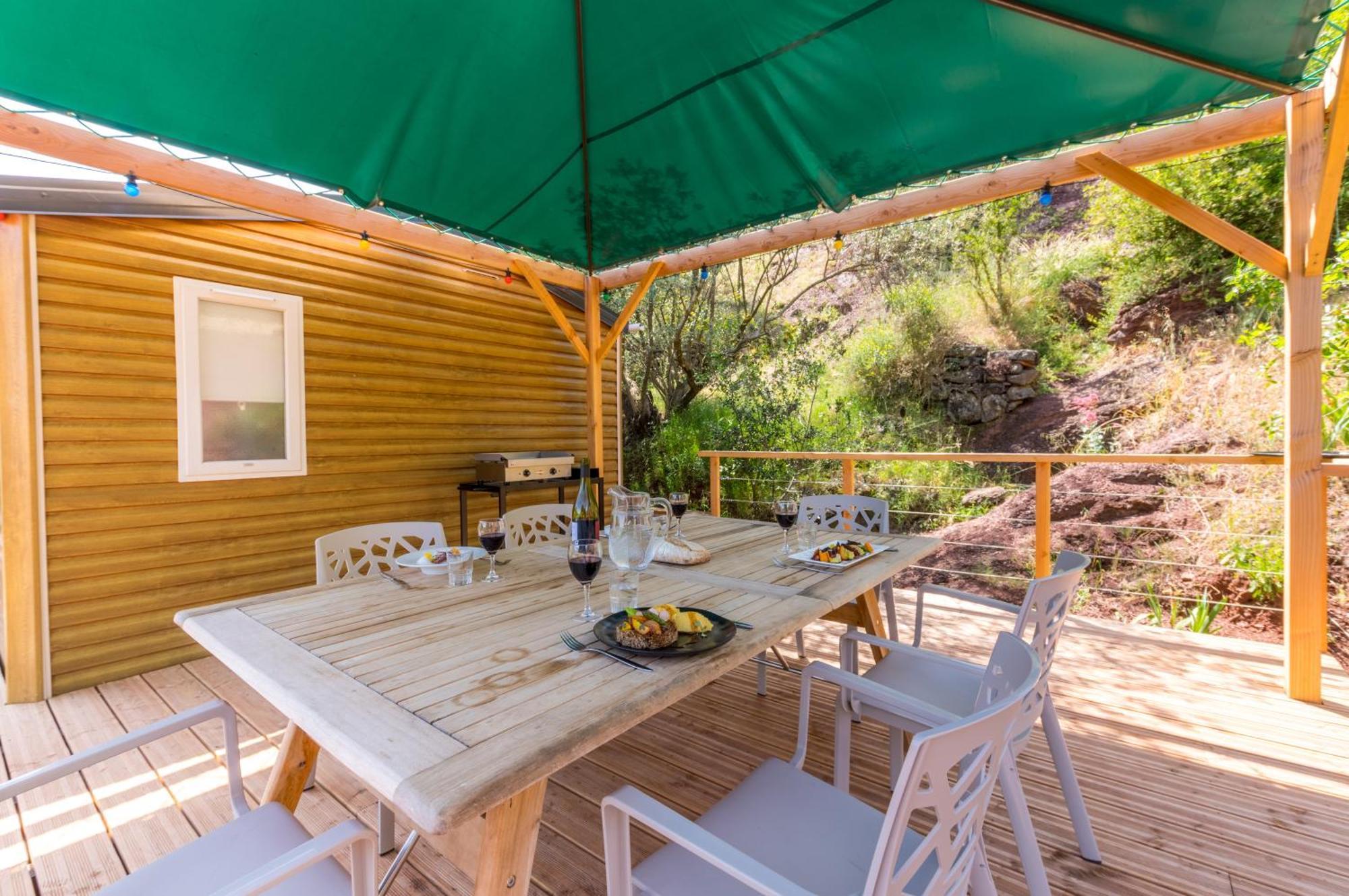 Camping Le Mas De Riri Celles  Exterior photo