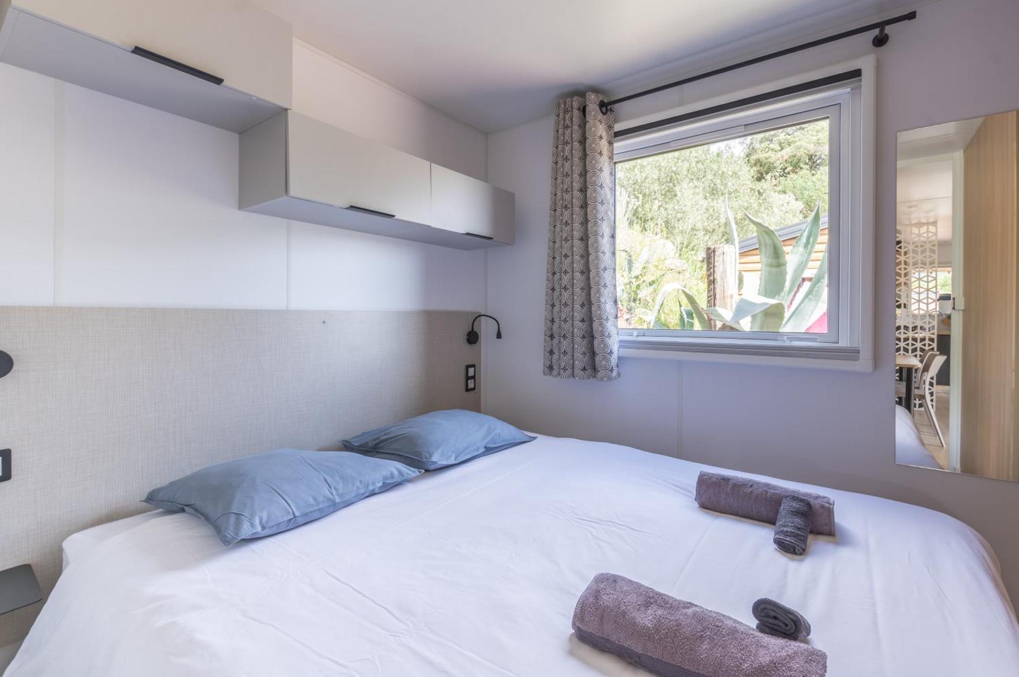 Camping Le Mas De Riri Celles  Exterior photo